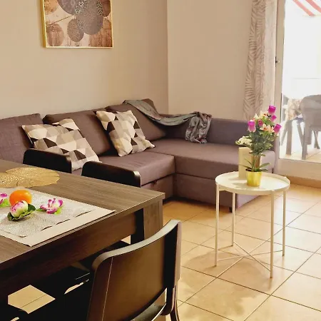 Precious 3 Bedroom, Oasis De Fanabe Wifi Free Casa vacanze