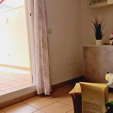 Precious 3 Bedroom, Oasis De Fanabe Wifi Free בית נופש אדחה