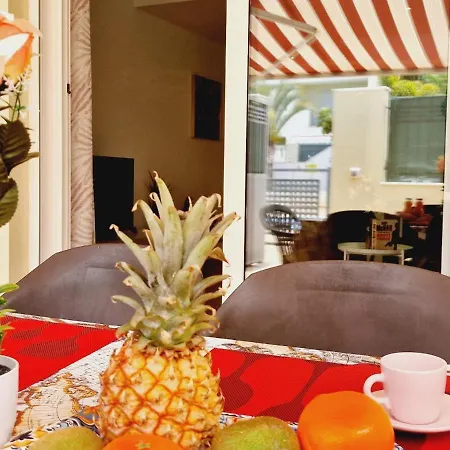 Precious 3 Bedroom, Oasis De Fanabe Wifi Free בית נופש