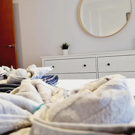 Precious 3 Bedroom, Oasis De Fanabe Wifi Free Semesterbostad Costa Adeje (Tenerife)