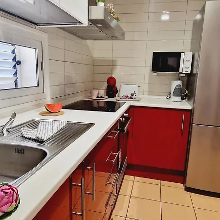Precious 3 Bedroom, Oasis De Fanabe Wifi Free Feriehus Costa Adeje (Tenerife)