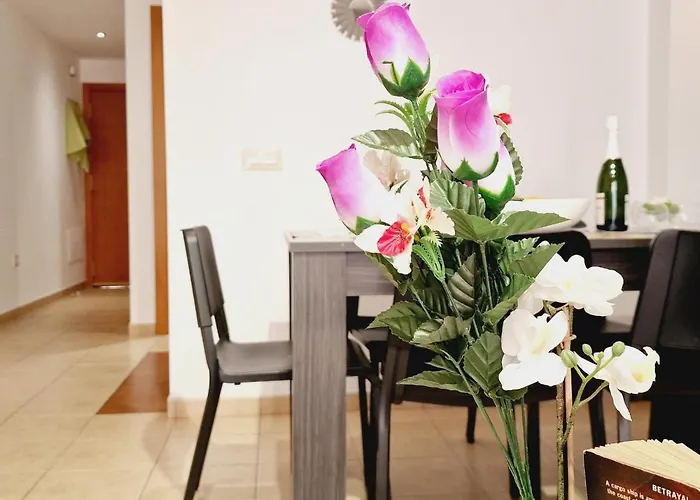 Precious 3 Bedroom, Oasis De Fanabe Wifi Free Дом отдыха Адехе