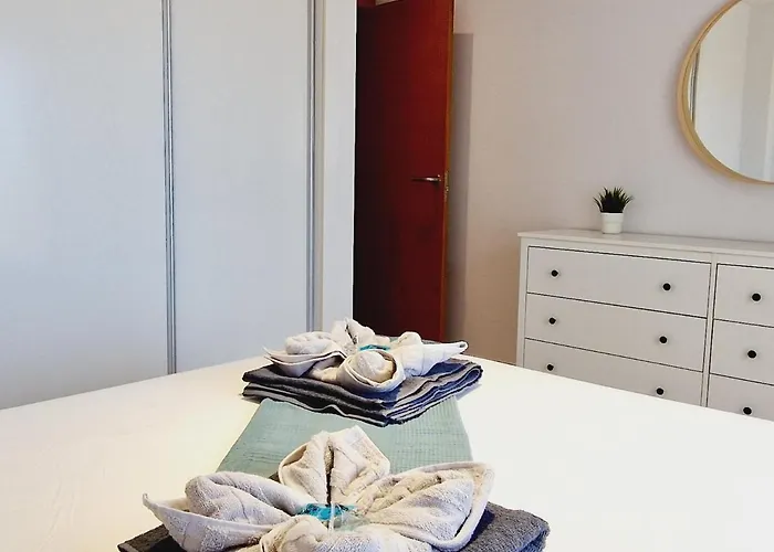 Дом отдыха Precious 3 Bedroom, Oasis De Fanabe Wifi Free *